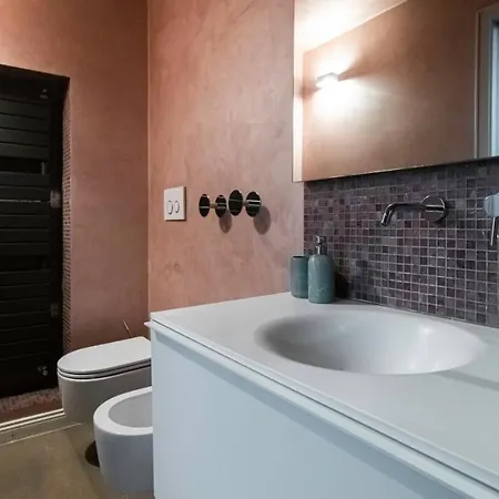 Italianway Easy - Naviglio Pavese 6 Daire *