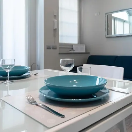 Italianway Easy - Naviglio Pavese 6 Daire